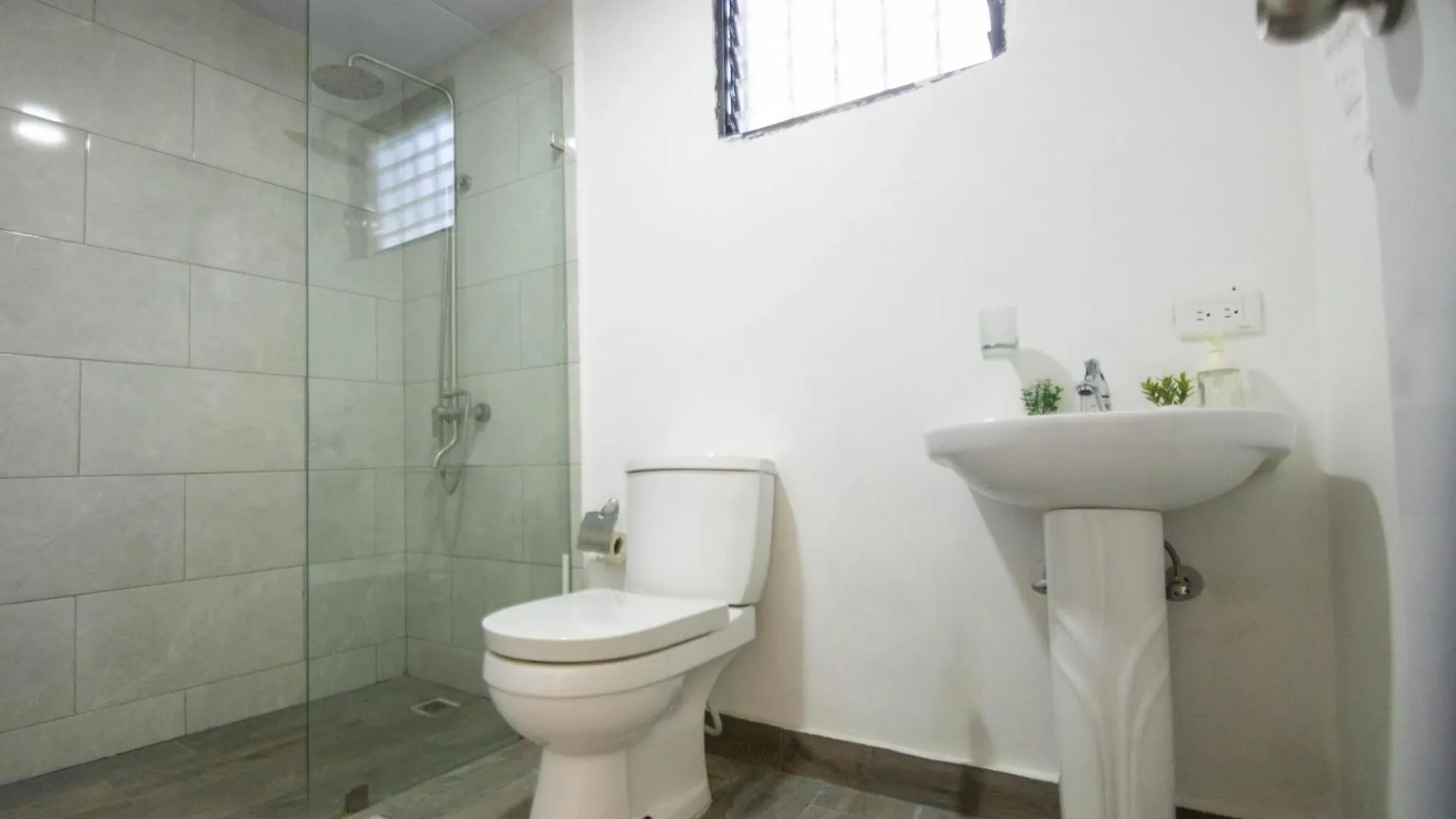 Caribbean House Hotell Ensanche Savica de Mendoza Pensionat